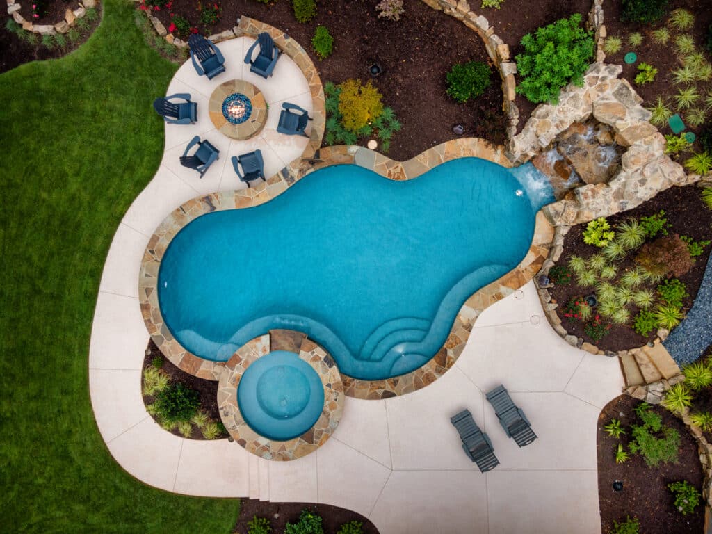 Pool Design Service: Create Your Outdoor Oasis